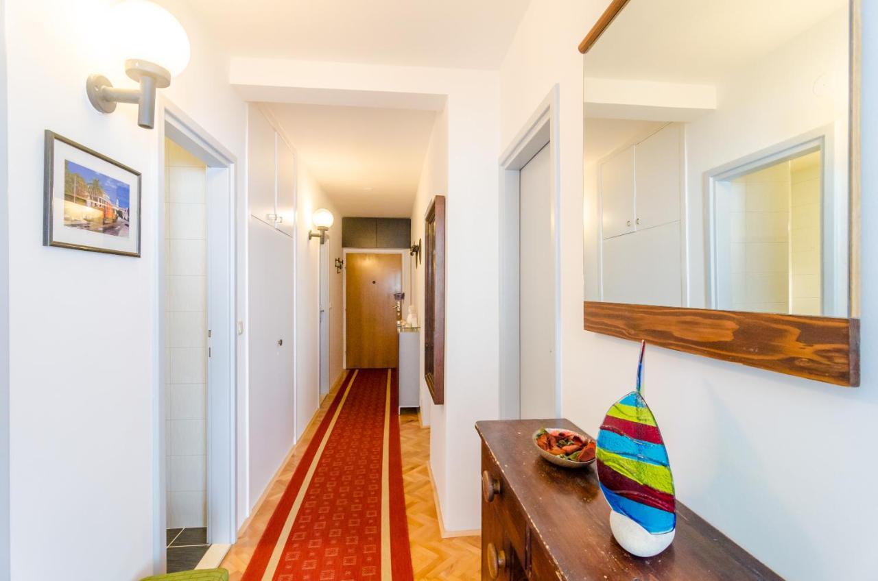 Sun Apartment